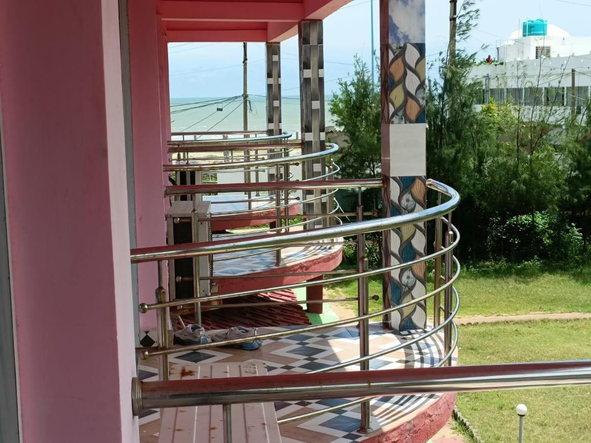 Sea Smile Inn Мандармани Экстерьер фото